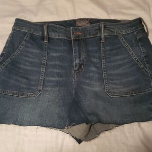 *NWT* Torrid Cutoff Shorts